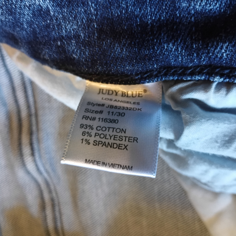 JUDY BLUE Jeans Women's Size 11/30 High-Rise Boyfriend Fit Distressed Stretch. - Picture 12 of 16